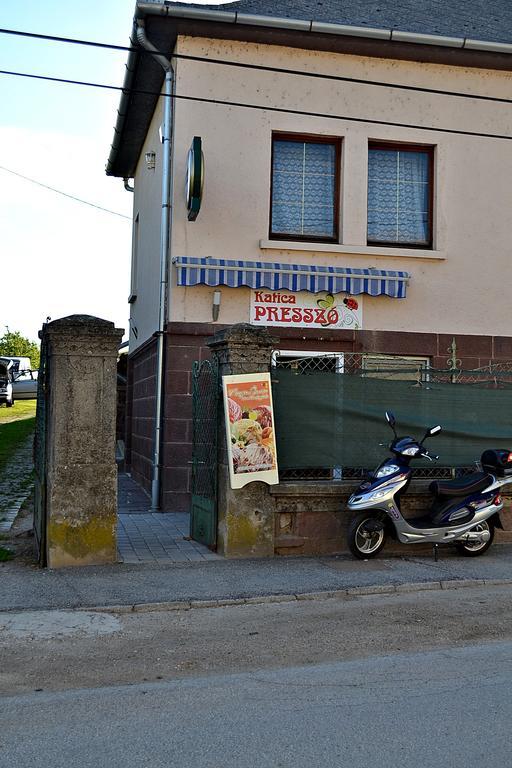 Ferenc Wellnes Apartment Csajág エクステリア 写真